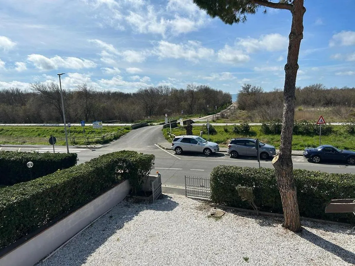 Apartment Appartamento Mare Fuori A Vada By Zoom In Earth