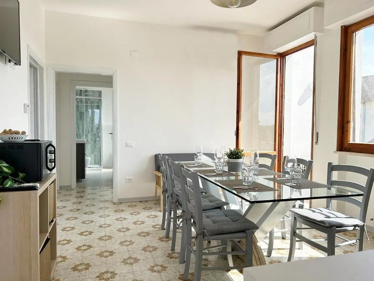 Apartment Appartamento Mare Fuori A Vada By Zoom In Earth